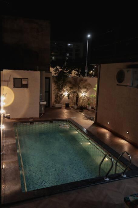 Saiba Outhouse- 4 Bed Room- Pool- Theatre- Partyhall- Garden & Terrace Sitting Area Jaipur Bagian luar foto